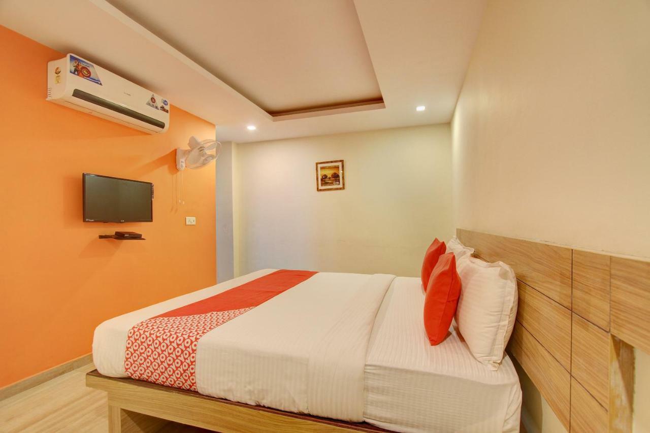 Oyo 2183 Hotel Fortune City Kammasandra Εξωτερικό φωτογραφία